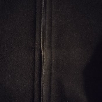 Fermuarı Kapanmayan Üst Giyimde Hızlı Değişim Talebi