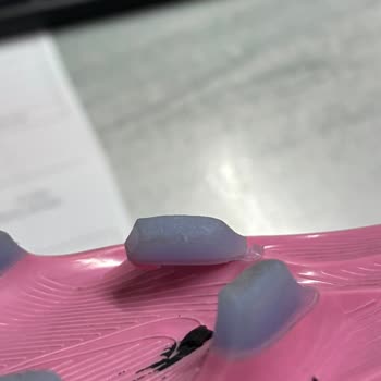 Nike Kramponunda Sol Tek Diş Kırılması Ve Değişim Talebi