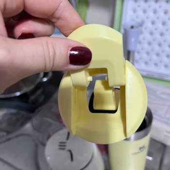 Stanley Termosunun Patlaması Ve Mutfak Maddi Hasarı!