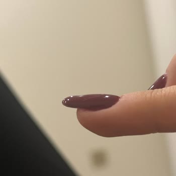 Atelier Nail & Beauty'de Hatalı Uygulama Ve Şiddetli Ağrı Nedeniyle Ücret İadesi Talebi