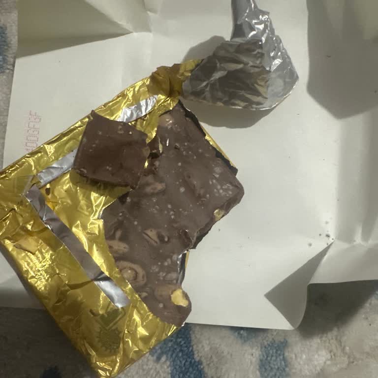 Eti Çikolatasındaki Bozuk Tat Ve Beyazlama Şikayeti