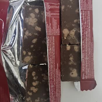 Migros’ta Tadelle Çikolataların Şişmiş Ve Bozulmuş Paketi