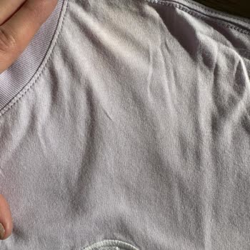 Sneaks Up Champion Tişörtte Renk Solması Ve Ton Farklılıkları Ayıplı Ürün