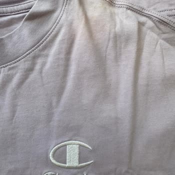 Sneaks Up Champion Tişörtte Renk Solması Ve Ton Farklılıkları Ayıplı Ürün