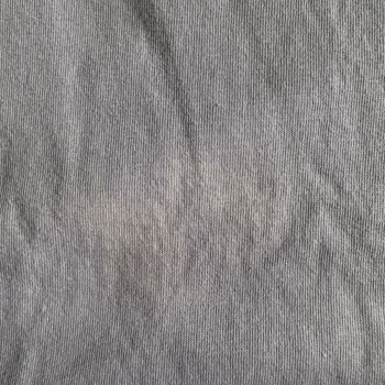 Champion Giyim Tişörtte Renk Solması Üretim Hatası ve Yetersiz Teknik Değerlendirme