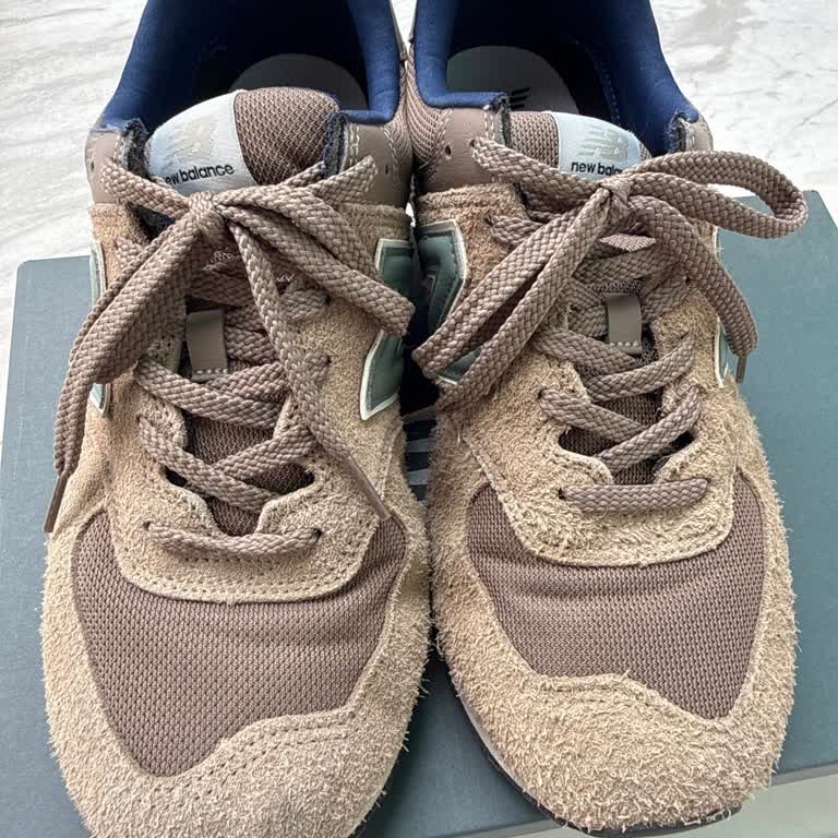 New Balance 574 Uneven Color Fading After Six Months