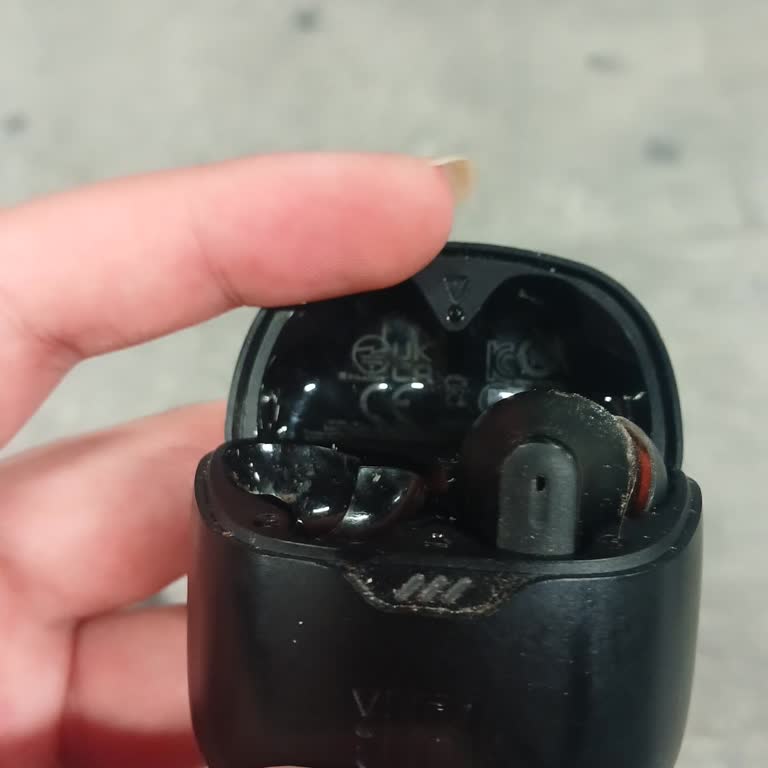 JBL Tune Flex Sol Kulaklık Kaybı Ücretli Değişim Talebi