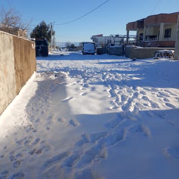 İdil'de Kar Temizliği Ve Tuzlama Yapılmadığı İçin Yollar Tehlikeli