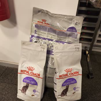 Pazarama’da Sahte Pet Mamaları Satılan Mağaza Kapatılırken Sipariş İptali Yapılmadı