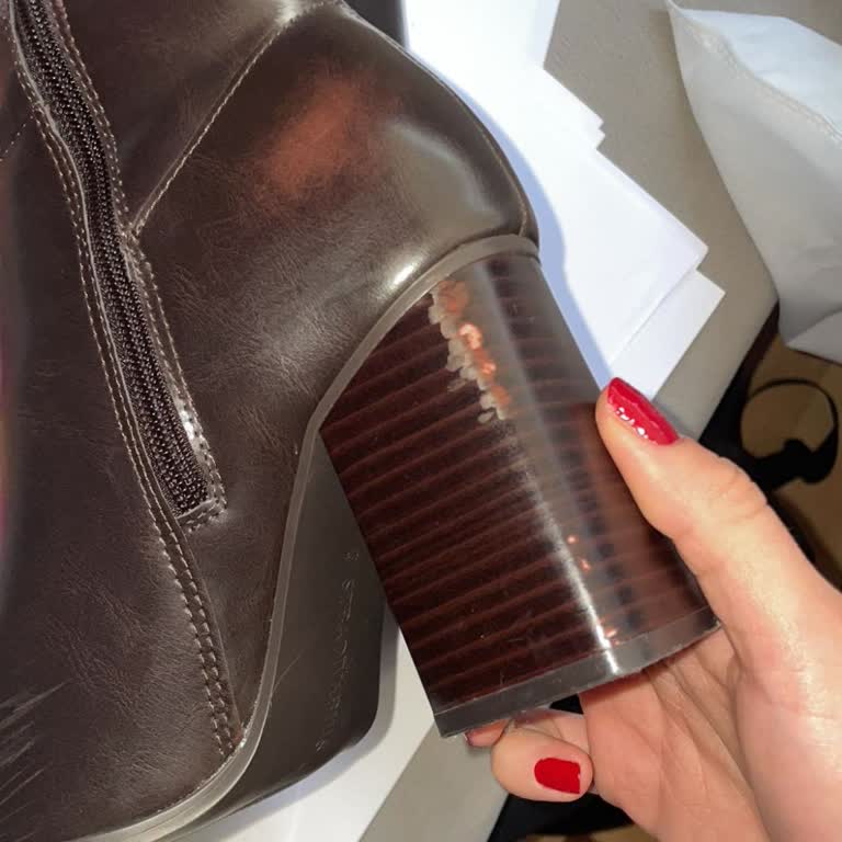 Stradivarius Çizmede Hızlı Kırılma Ve Yardımsız İade Talebi