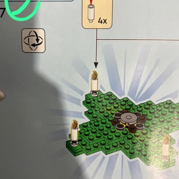 Eksik Parçalar Ve Yanıltıcı Görseller Nedeniyle Lego Çam Ağacı Seti Mağduriyet Yaratıyor