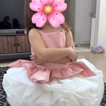 Larissa Gogel’den Aldığım Elbiseye Yanıtsız İade Talebi