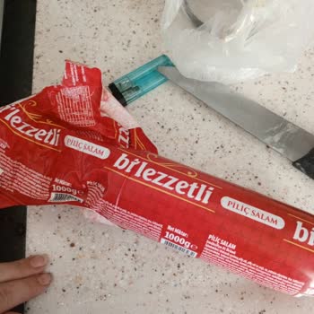 Beyaz Kıllı Tavuk Salamı Hijyen Sorunu