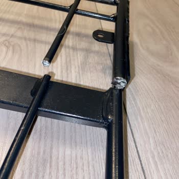 Hawk Future Coal Koltuğunun Alt Metal Çerçevesi Normal Kullanımda Kırıldı