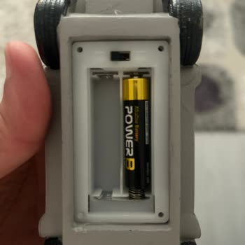 Kusurlu Kar Küresi Değişimi Mağazaya Gitmek Zorunlu