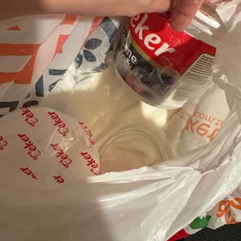 Siparişim Geç Teslim Edildi, Tavuk Eksik Ve Yoğurt Delinmiş