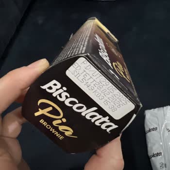 Şok Markette Çürük Çikolatalar Satılıyor