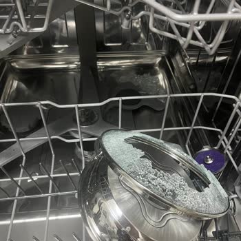 Korkmaz Mutfak Eşyaları Cam Kapak Kendiliğinden Kırıldı