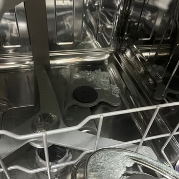 Korkmaz Mutfak Eşyaları Cam Kapak Kendiliğinden Kırıldı