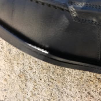 Hotiç Ayakkabı Tabanı Açıldı, Değişim Veya İade Talebi