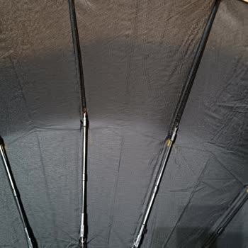 Marlux Şemsiye Tel Topuzları Düşerek Kumaş Delindiği İçin Değişim Talebi