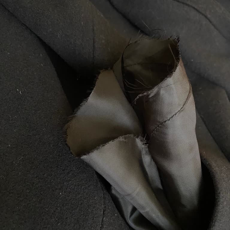 Tozlu Kaban Teslimatı Ve Yırtık Cep Şikâyeti