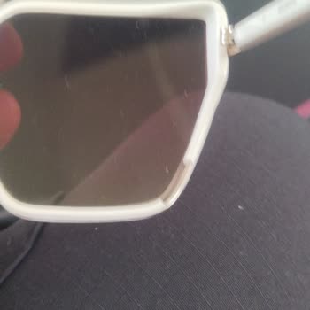 Guess Gözlüğüm Tek Düşüşte Kırıldı, Garanti Reddi Kabul Edilemez