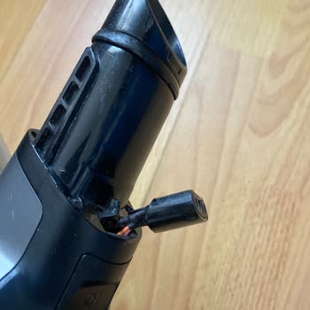 Philips Süpürge Plastik Parçaları Sürekli Kırılıyor Ve 9.000 TL Geri Ödeme Talep Ediliyor