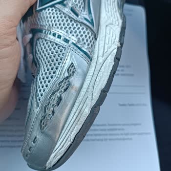 Sneaks Up Mağazasından Aldığım New Balance Ayakkabısının 3 Ayda Ayıplı Olması Ve Ücret İadesi Talebi