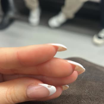 Drtu Aesthetic & Nail Art Studio Verdiğim O Kadar Ücret Karşısında Aldığım Bir Hizmet Yok Ortada!