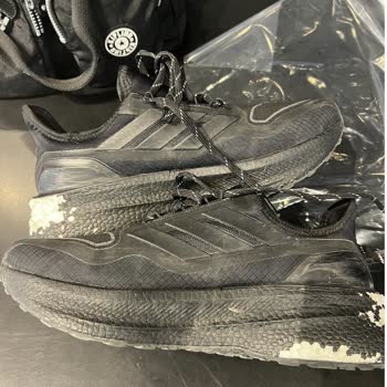 Üst Segment Adidas Ayakkabı 1,5 Günde Deforme, Mağaza Kullanım Hatası İddiası Ve İade Reddi