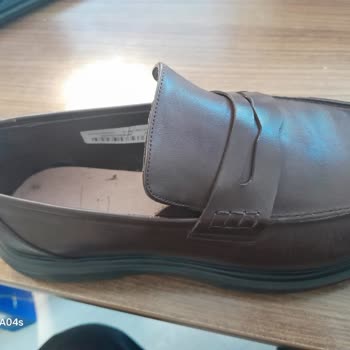 Ayakkabının Yanlış Numara Etiketi Ve Değişim Reddi