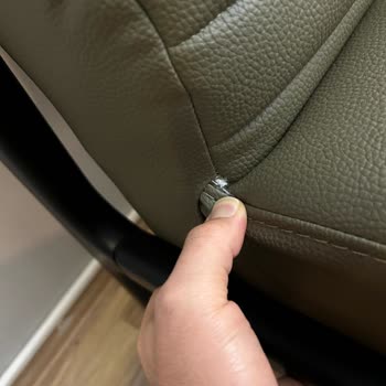 Doğtaş Mobilya Gloria Berjer Bir Hafta İçinde Yırtıldı Ve Değişim Hakkı Reddedildi