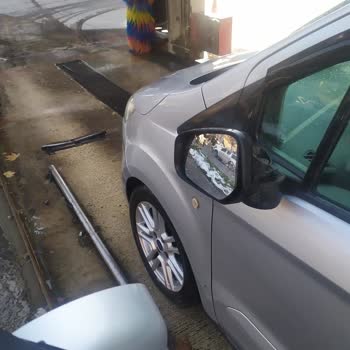 Otomatik Araç Yıkama Makinesi Sol Dikiz Aynasını Kırdı, Şirket Sorumluluk Reddi