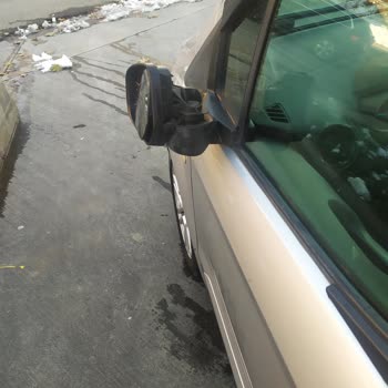 Otomatik Araç Yıkama Makinesi Sol Dikiz Aynasını Kırdı, Şirket Sorumluluk Reddi