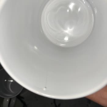 Hasarlı Kupalar Ve Müşteri Hizmetlerinden Çözüm Yokluğu