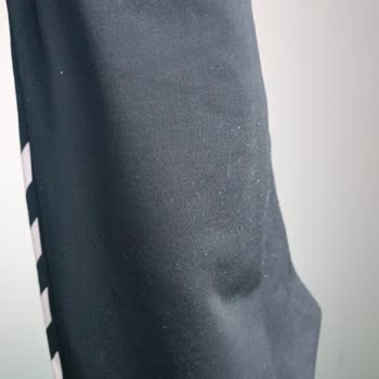 Hummel Eşofmanda Hızlı Tüylenme Ve Yıpranma Nedeniyle İade Talebi