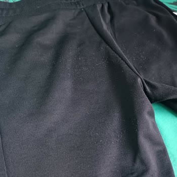 Hummel Eşofmanda Hızlı Tüylenme Ve Yıpranma Nedeniyle İade Talebi