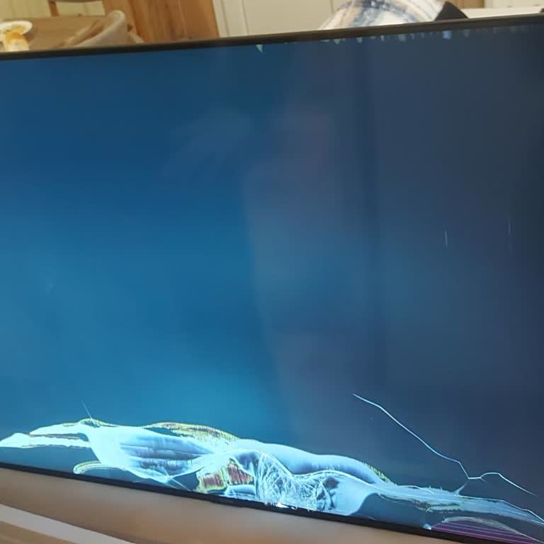 Trendyol Kırık Gelen TV İçin Gereksiz Evrak Talebi!