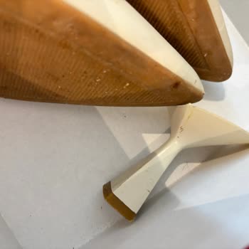 Topukları Kısa Sürede Kırılan Ayakkabının Değişimini Talep Ediyorum