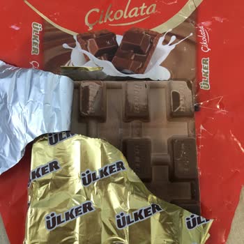 Ülker Çikolatası Bozuk Çıkıyor, Güvenimiz Sarsılıyor