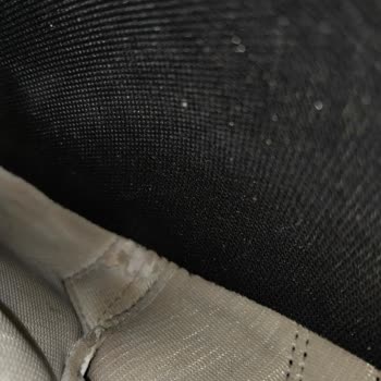 FLO Mağazasında Satın Alınan Puma Ayakkabının Erken Yırtılması Ve Değişim Talebi