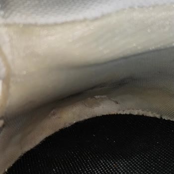 FLO Mağazasında Satın Alınan Puma Ayakkabının Erken Yırtılması Ve Değişim Talebi