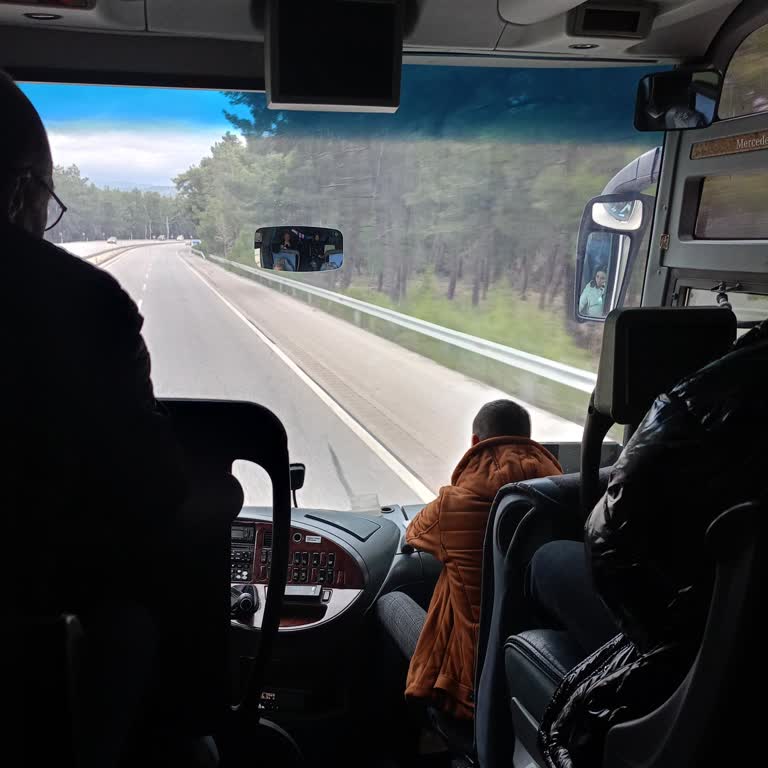 Şoförün Bilgisiz Ve Kaba Davranışı Yolculuğu Güvensiz Ve Gecikmeli Hale Getirdi