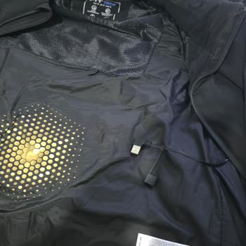 Isıtmalı Mont Çalışmıyor, DeFacto Mağazası İade Reddetti