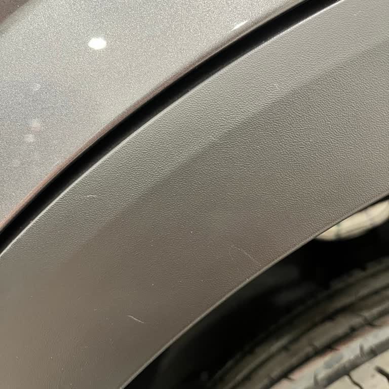 Teslim Edilen Nissan Qashqai’da Tavan Lekesi Ve Koltuk Çizikleri İçin Onarım Talebi