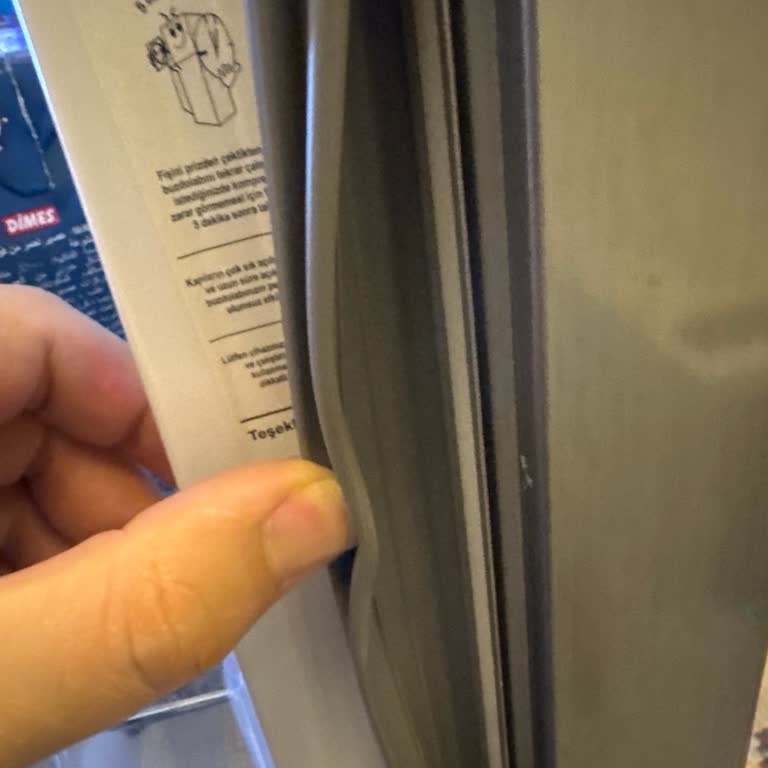 Garanti Kapsamında Olmasına Rağmen Buzdolabı Kapak Parçası Değişimi Reddi