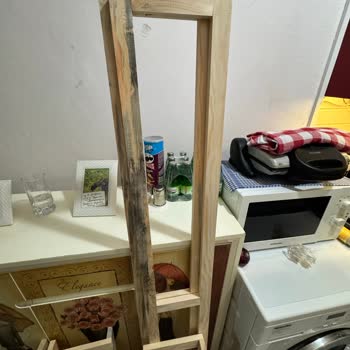 Koçtaş'tan Çatlaklı Ve Görselle Uyuşmayan Raf Ürünü