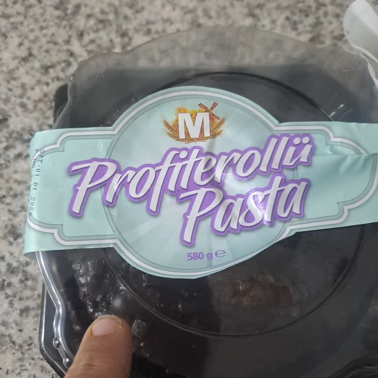 Migros Şubesindeki Satılan Küflü Profiterollü Pasta İçin Geri Ödeme Ve İnceleme Talebi