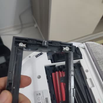 Roborock Q8 Plus Fırça Parçasının Stok Dışı Olması Ve Değişim Talebi